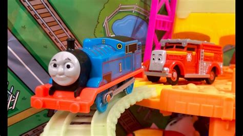 Thomas And Friends Hyper Glow Station Thomas The Engine Trackmaster