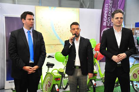 As of may 2019 the network consists of 143 docking stations and 1,846 bicycles. Bubi-főpróba a hétvégi Bringaexpón