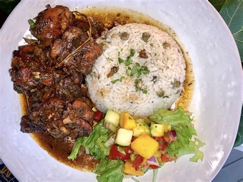 jamaican brown stew chicken recipe in 2020 chicken dishes recipes chicken stew brown