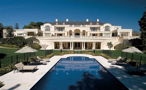 Top 5 Most Outrageously Expensive Celebrity Mansions Trend Police