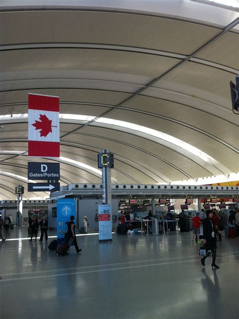 Toronto Pearson International Airport Yyz Canada City Toronto City