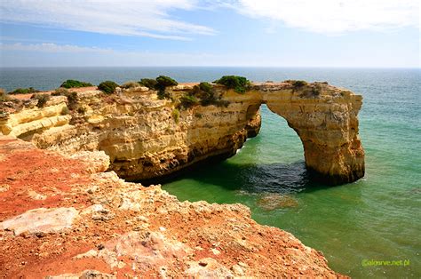 Are suficiente locuri listate ca patrimoniu mondial de către unesco şi minunăţii naturale şi culturale pentru a atrage atenţia oricărui vizitator, pe o perioada mai îndelungată. Portugalia, Algarve - informacje, zdjęcia, pogoda, opinie