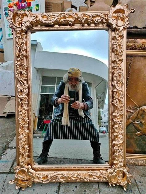 People Try To Sell Mirrors 15 Pics