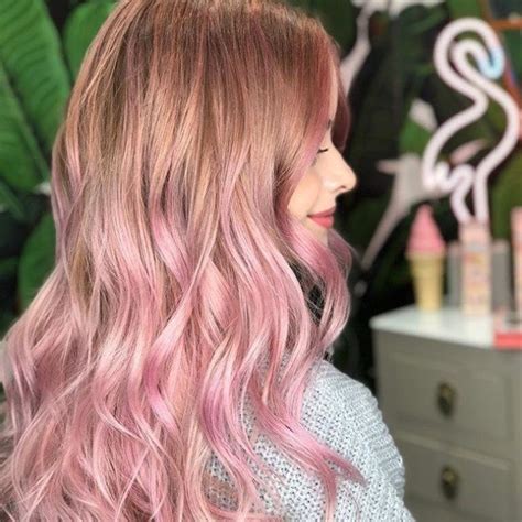 Working piece by piece, lay one full section flat against a sheet of foil, starting with the ends. 14 pretty pink ombre hair looks that we LOVE | All Things ...