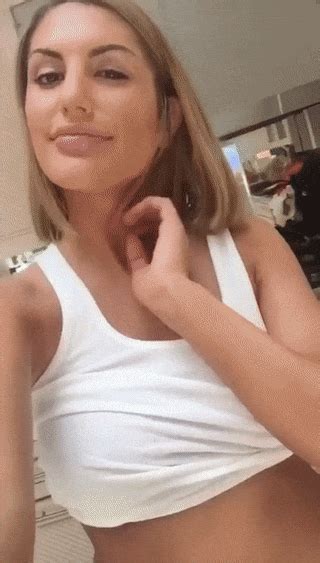 Blonde Nude Topless Tits Bigtits Female Gif My Xxx Hot Girl