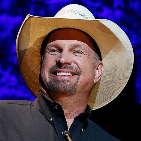 Garth Brooks Announces New 2023 Las Vegas Residency Abc News