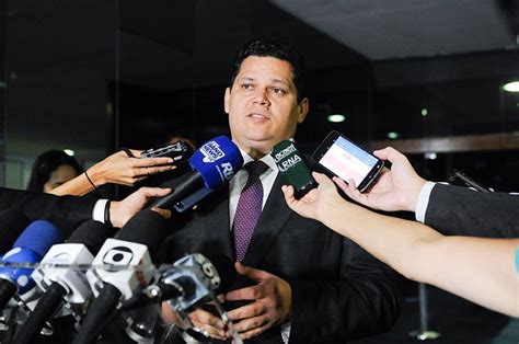 Apoiado por onyx lorenzoni (ministro da casa civil), ele teve os votos de 42 dos 81 senadores. Lei Kandir volta a pauta no Senado para ser revogada ...