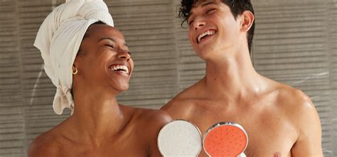 6 Benefits For Couples Showering Together Hai