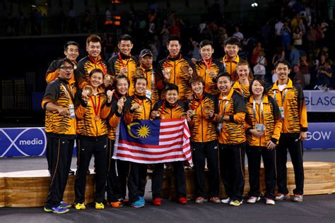 Rangkaian jalan raya malaysia sangat besar, merangkumi 63,445 km, termasuk 1,630 km lebuhraya. Malaysia Berada Di Belakang Singapura Buat Kali Pertama ...