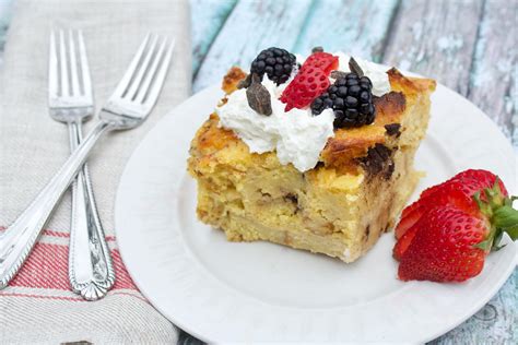 This leftover turkey cornbread casserole is the perfect way to revive thanksgiving leftovers. Cornbread Pudding | Recipe | Cornbread pudding, Desserts, Dessert recipes