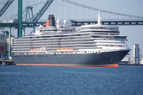 Cruise Ship Tour Photos Of Cunard Lines Queen Elizabeth