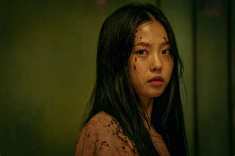Рет қаралды 1,3 м.күн бұрын. 인터뷰① '스위트홈' 고민시 "시즌1에선 '입액션'..시즌2는 ...