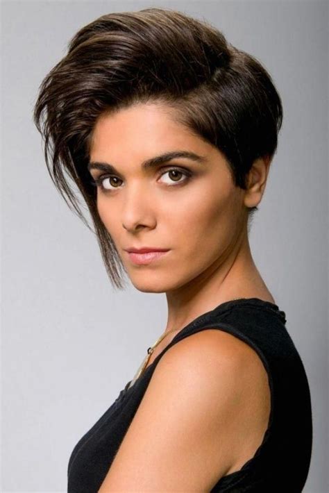 After all, ladies donning a short hairdo forgo the opportunity to braid when you have short hair, you'll need more rollers, especially for tight curls. 50 Cute & Stylish Short Hairstyles For Teenage Girls To ...