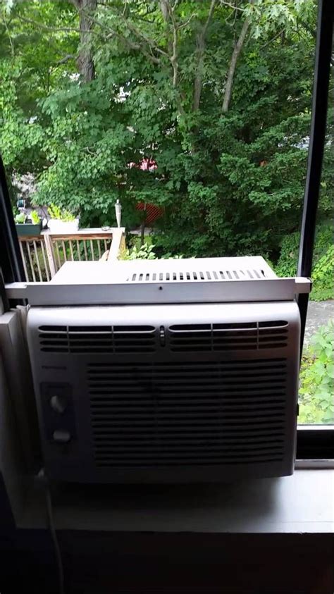 They are also the best option to cool a small area or a small house with 1 or 2 rooms. Install an air conditioner on a sliding window | Window ac ...