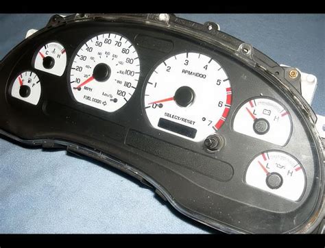 1999 2004 Ford Mustang 35th Anniversary Instrument Cluster White Face