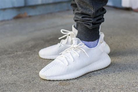 Yeezy V2 350 Triple White Welcome To Choose