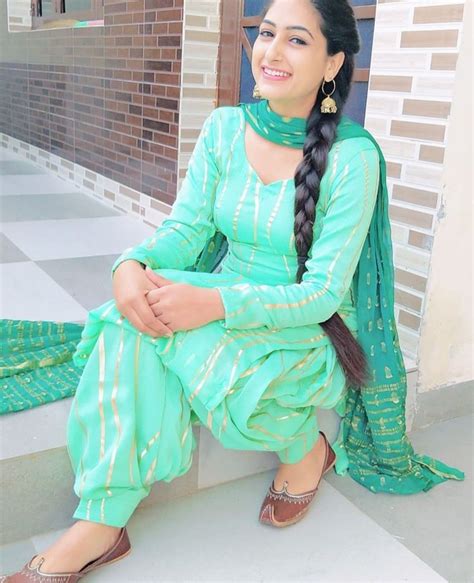 Pin By Harpreet Kaur🦋 On Punjabi Mutiyaran Punjabi Dress Design Indian Women Fashion