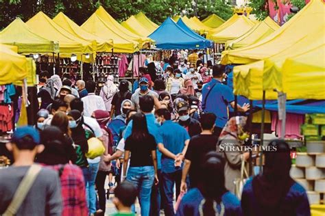 Affordable Ramadan Bazaar Lots For Traders New Straits Times
