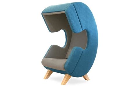 First Call Chair Lets You Talk In Private | Ubergizmo