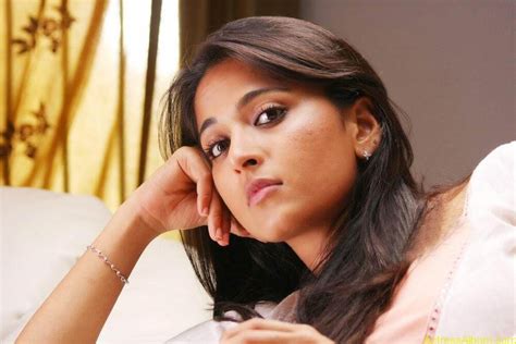 anushka shetty cute and lovely face expression stills actress album