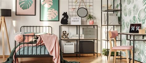 Storage Ideas For Small Bedrooms On A Budget - How To Organize A Small Master Bedroom