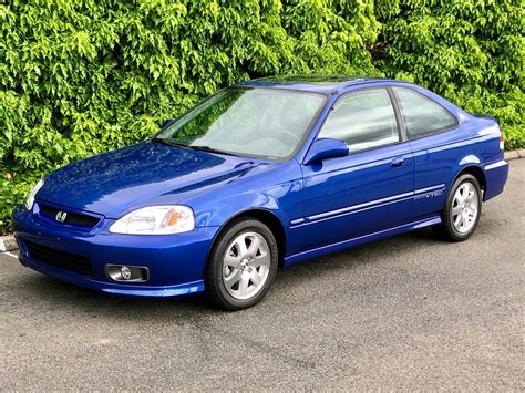 This 2000 Honda Civic Si Just Sold For An Absurd 52500 Hagerty Media