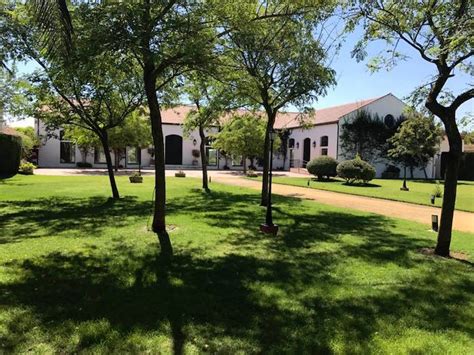 Maybe you would like to learn more about one of these? Cortijo para eventos en Jerez de la Frontera ...