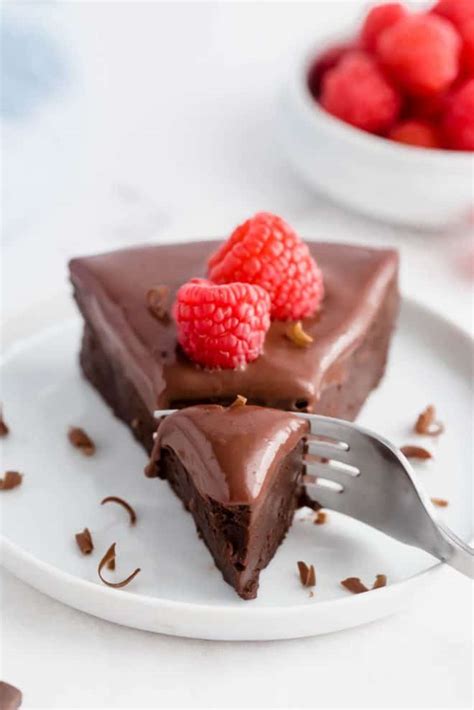 flourless chocolate cake with chocolate ganache spoonful of flavor