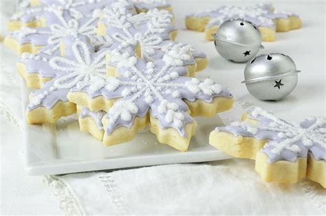merry christmas from haniela s haniela s recipes cookie and cake decorating tutorials