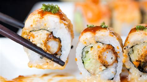 Top 5 Americanized Sushi Rolls The Japan Media