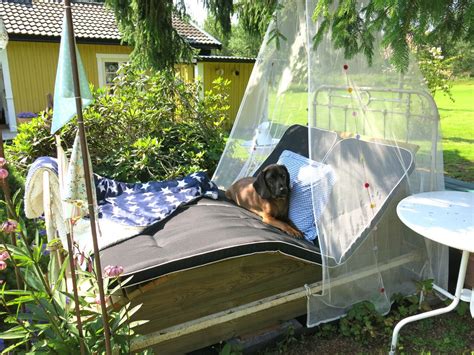 Suchen nach allen händlern von betten auf archiproducts: Unser Gartenbett | Sommer in schweden, Gartenbett, Bett