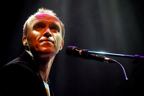 Van is dit nu later worden in nederland meer dan 200.000 albums verkocht. Stef Bos: Een Sprong In De Tijd, live in Maastricht ...