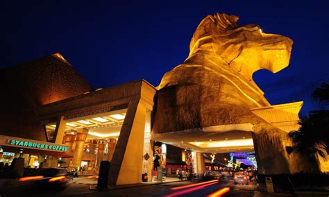 Here are 10 eateries in bandar sunway and their signature dishes as per what's recommended by past guests. Living in Bandar Sunway. Discover the lifestyle in Bandar ...