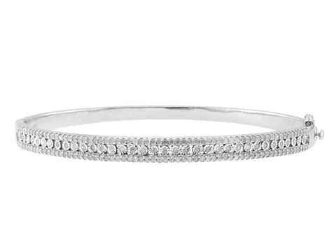 Chic Diamond Bangle Perfect For Any And Every Outfit 100ctw Round