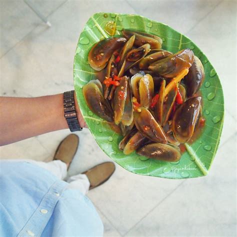 Sayuran tersebut dicampurkan pada saat bumbu halus ditumis dan diaduk sampai merata. 10 Menu Seafood Favorit Di Pangkep 33 Pluit Jakarta