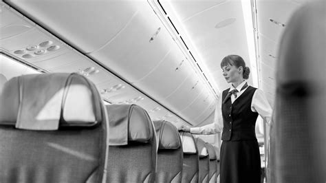 Why Most Airlines Dont Want You To Tip Your Flight Attendant Condé