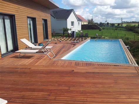 Terrasse bois avec piscine
