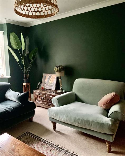 10 Dark Green Living Room Decoomo