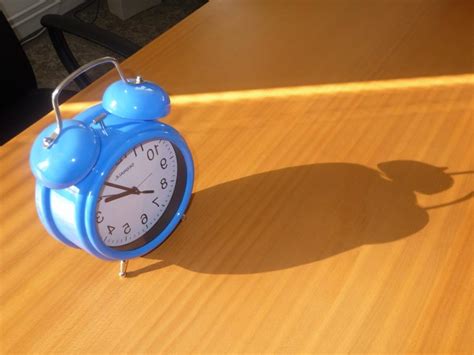 Ovo Digital Photo Viewer Alarm Clock