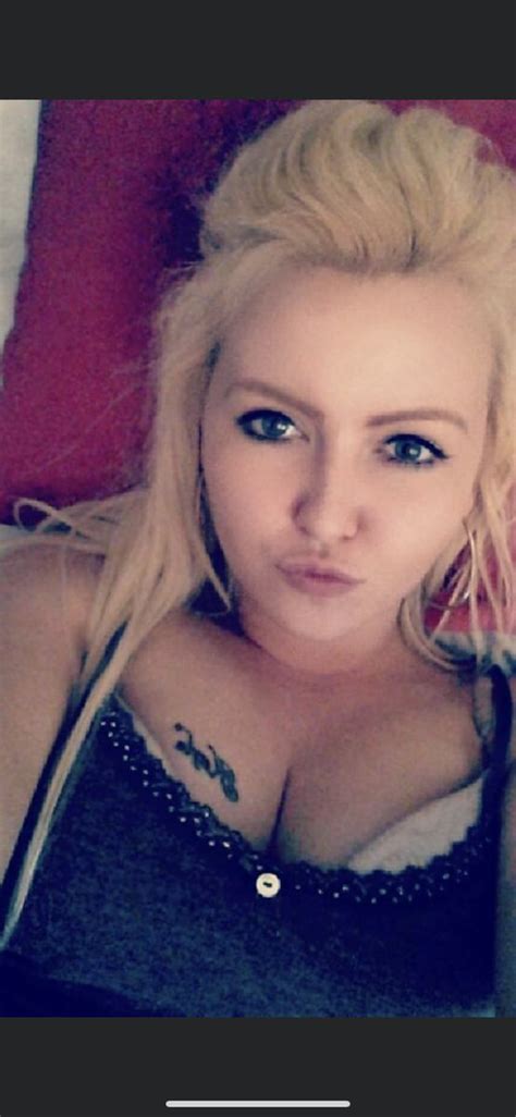Hotbabes200 On Twitter Slutty Blonde Submission