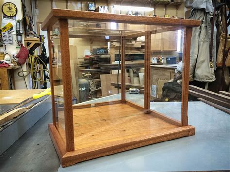 Handmade Mahogany Display Case For Various Collectibles Chameleon