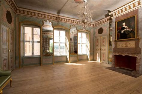 For the purposes of this article, an assassination is defined as the deliberate, premeditated murder of a prominent figure, often for religious or political reasons. Museum - Schloss Rheinsberg - Museumsportal Berlin