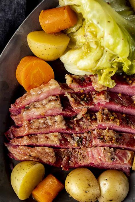 In this healthy corned beef and cabbage recipe, we cut back the sodium but kept the classic flavor profile of this st. Corned Beef And Cabbage In Instant Pot With Beer : Instant Pot Corned Beef And Cabbage Without ...