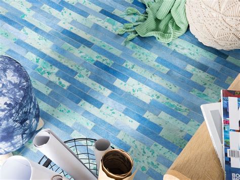 Türkis ist dafür bekannt, gute laune zu verbreiten und schöne erinnerungen zu wecken. Teppich Leder blau/grün 160 x 230 cm ERZURUM | Beliani.ch