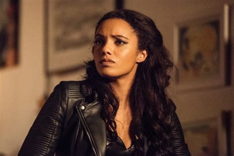 Legends Of Tomorrow Maisie Richardson Sellers Real Life Mom To Play