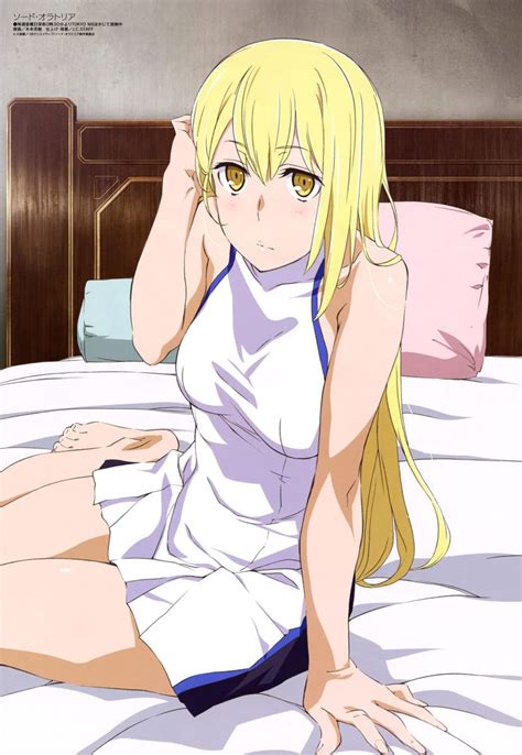 Ais Wallenstein Gets Ready To Relax In New Visual J List Blog