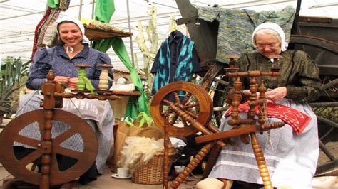 No one knows for certain when the first spinning wheel was invented. Spotnicks - The Old Spinning Wheel - YouTube