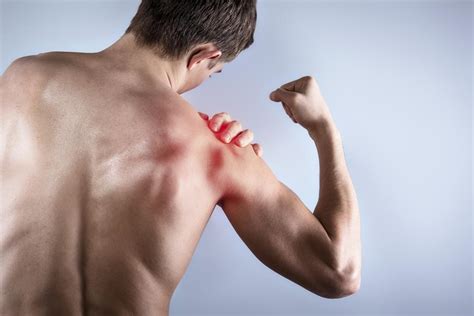 11 Common Causes Of Pain In Right Shoulder