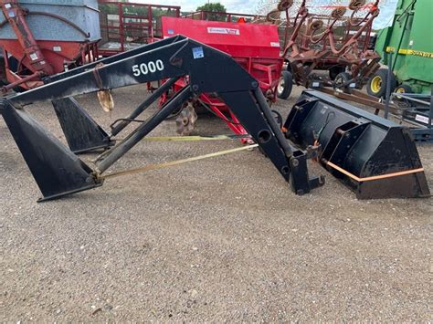 Kd 5000 Front End Loader Attachment With Bucket And All Mounting