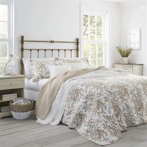 Romantic Laura Ashley Bedding Sets Add Charm To Your Bedroom